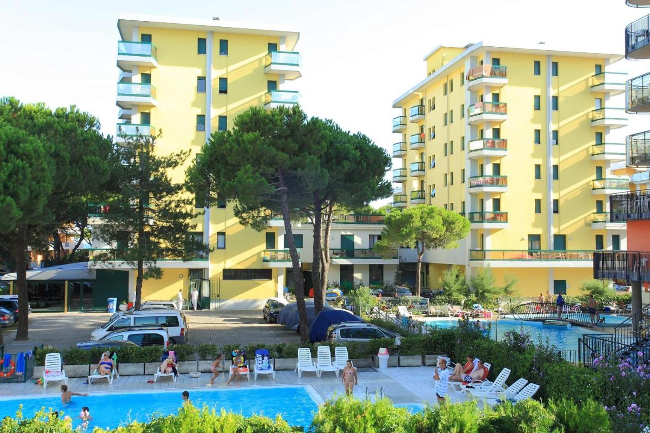 Costa Del Sol Apartment Lido di Jesolo Exterior photo